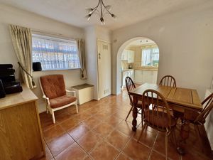 Photo 8- click for photo gallery